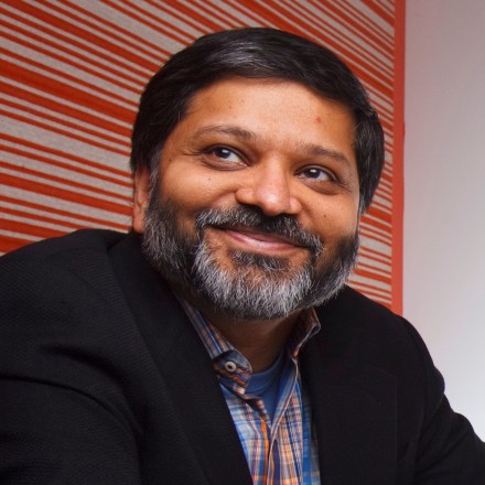 How Hubspot got its first 100 customers